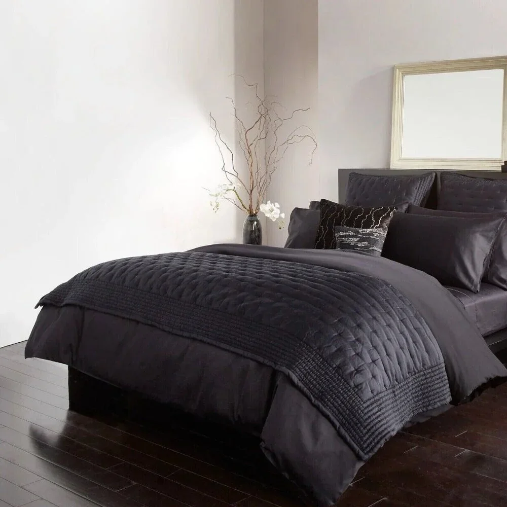 Donna Karan Essential Silk King Quilt Black